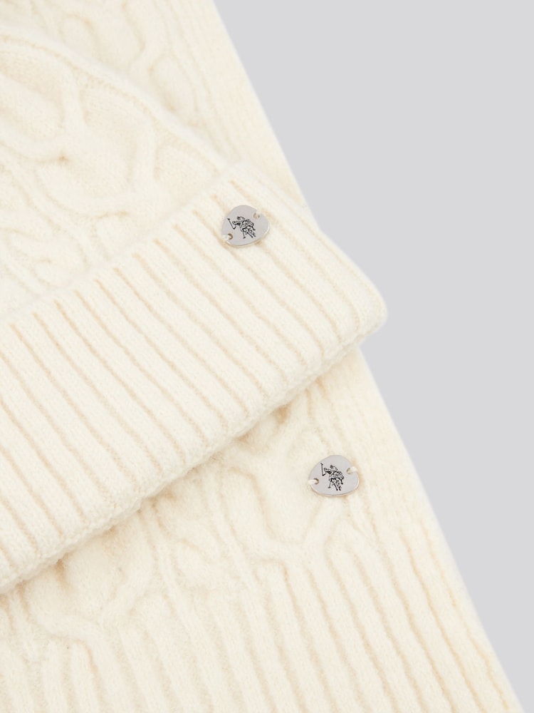 U.S. Polo Assn. White Signature Women's Cable Knit Winter Beanie & Scarf Set - Image 4 of 4 U.S. Polo Assn. White Signature Women's Cable Knit Winter Beanie & Scarf Set - Image 4 of 4