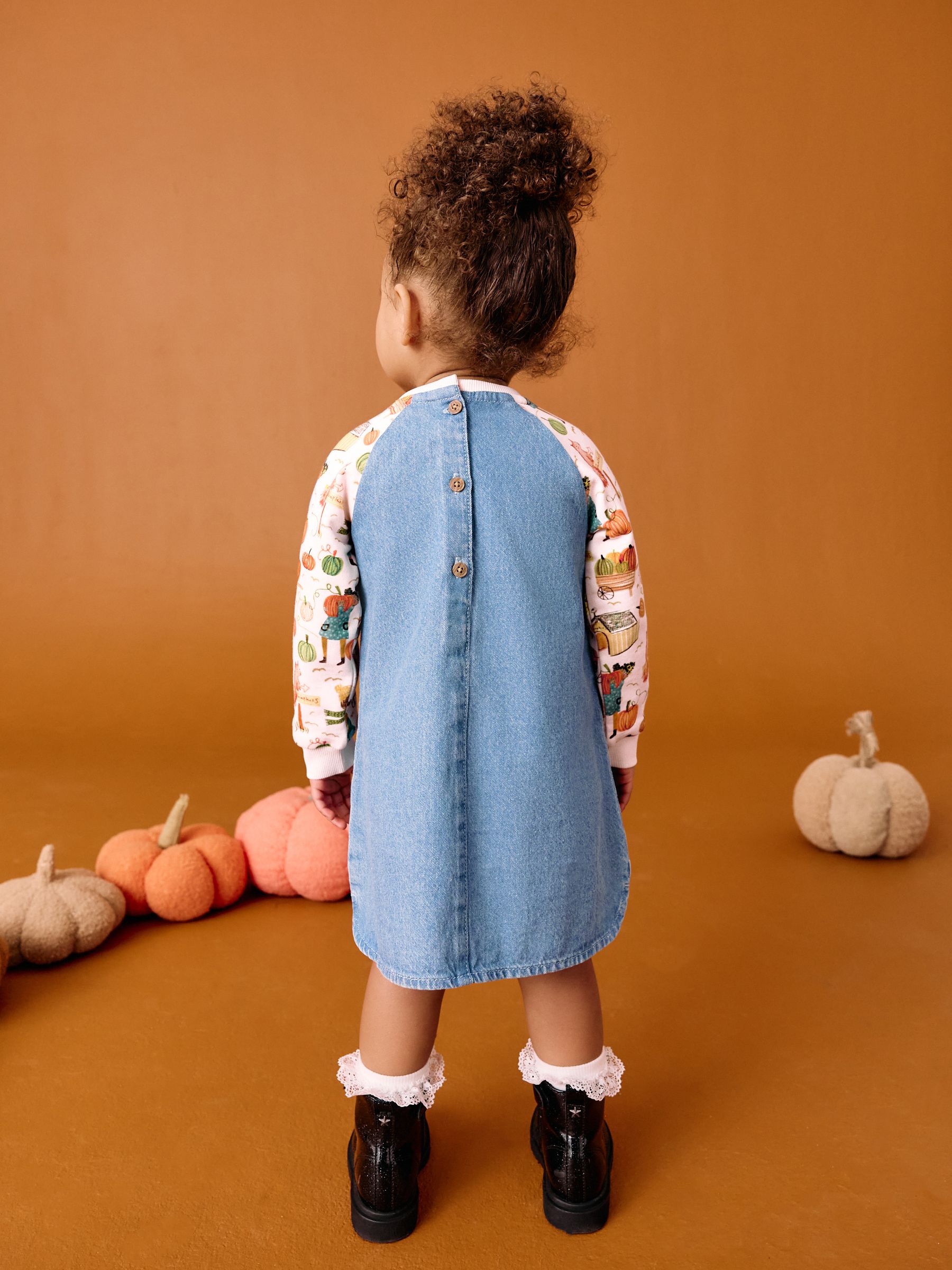 新作【RONRON】PUMPKIN SLEEVELESS DENIM DRESS★3色 Eden Jacquard Denim Dress | GUESS