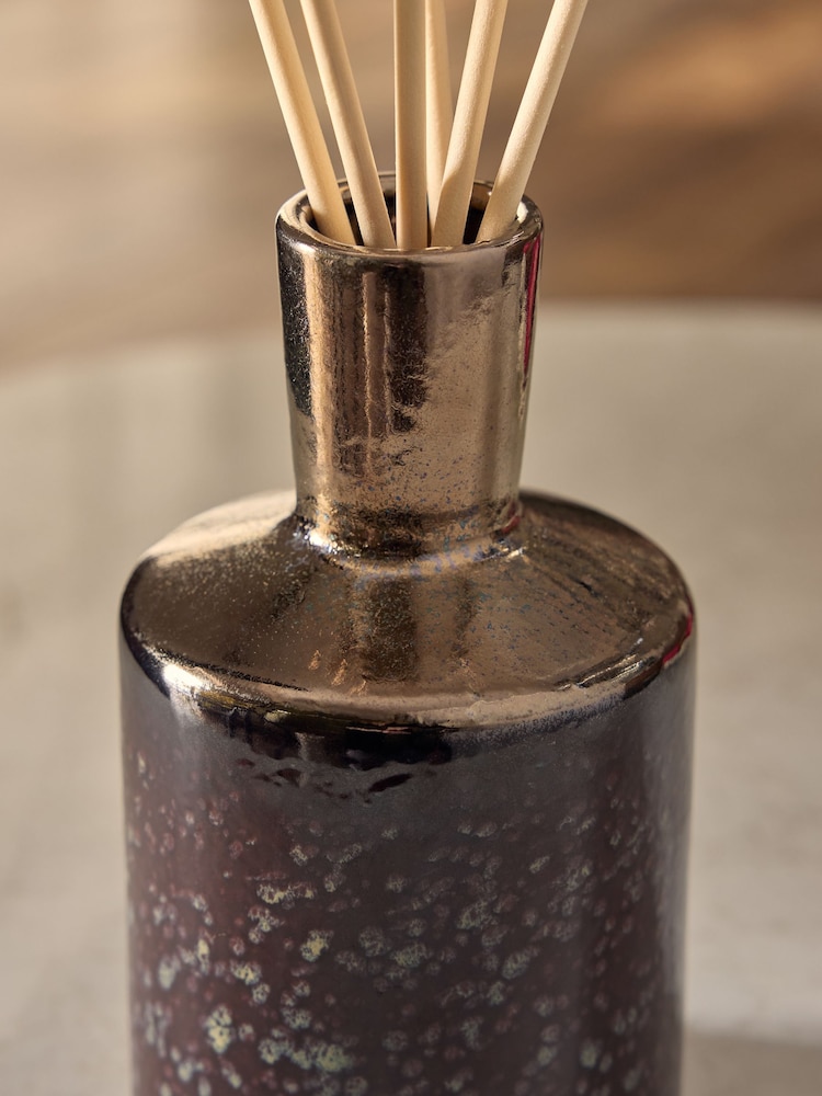 Country Luxe Pink Pepper and Pomegranate 400ml Diffuser - Image 3 of 3 Country Luxe Pink Pepper and Pomegranate 400ml Diffuser - Image 3 of 3