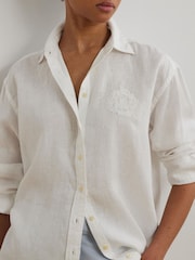 Lauren Ralph Lauren Zavandra Linen Embroidered Logo Shirt - Image 4 of 6