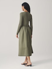 Verde cáqui - Vestido Midi com cintura elástica e tecido misto de jersey - Imagem 2 de 6