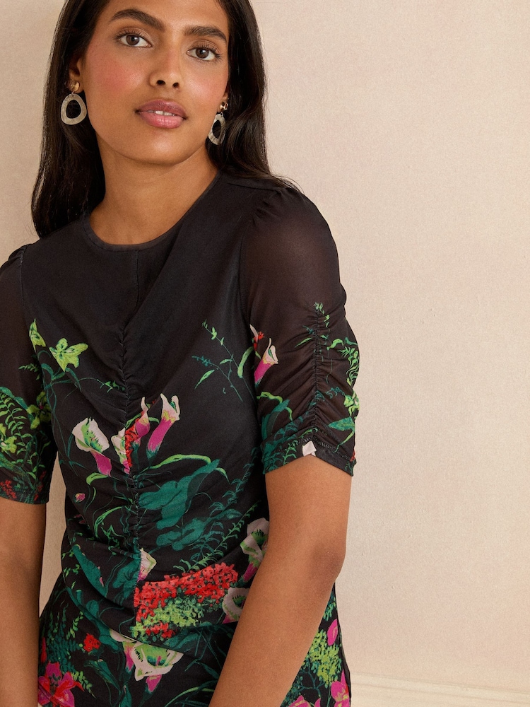Love & Roses Black Floral Print Ruched Front Mesh Short Sleeve Top - Image 2 of 4