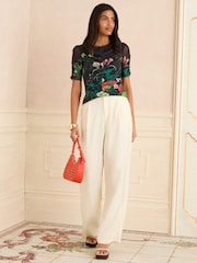 Love & Roses Black Floral Print Ruched Front Mesh Short Sleeve Top - Image 3 of 4