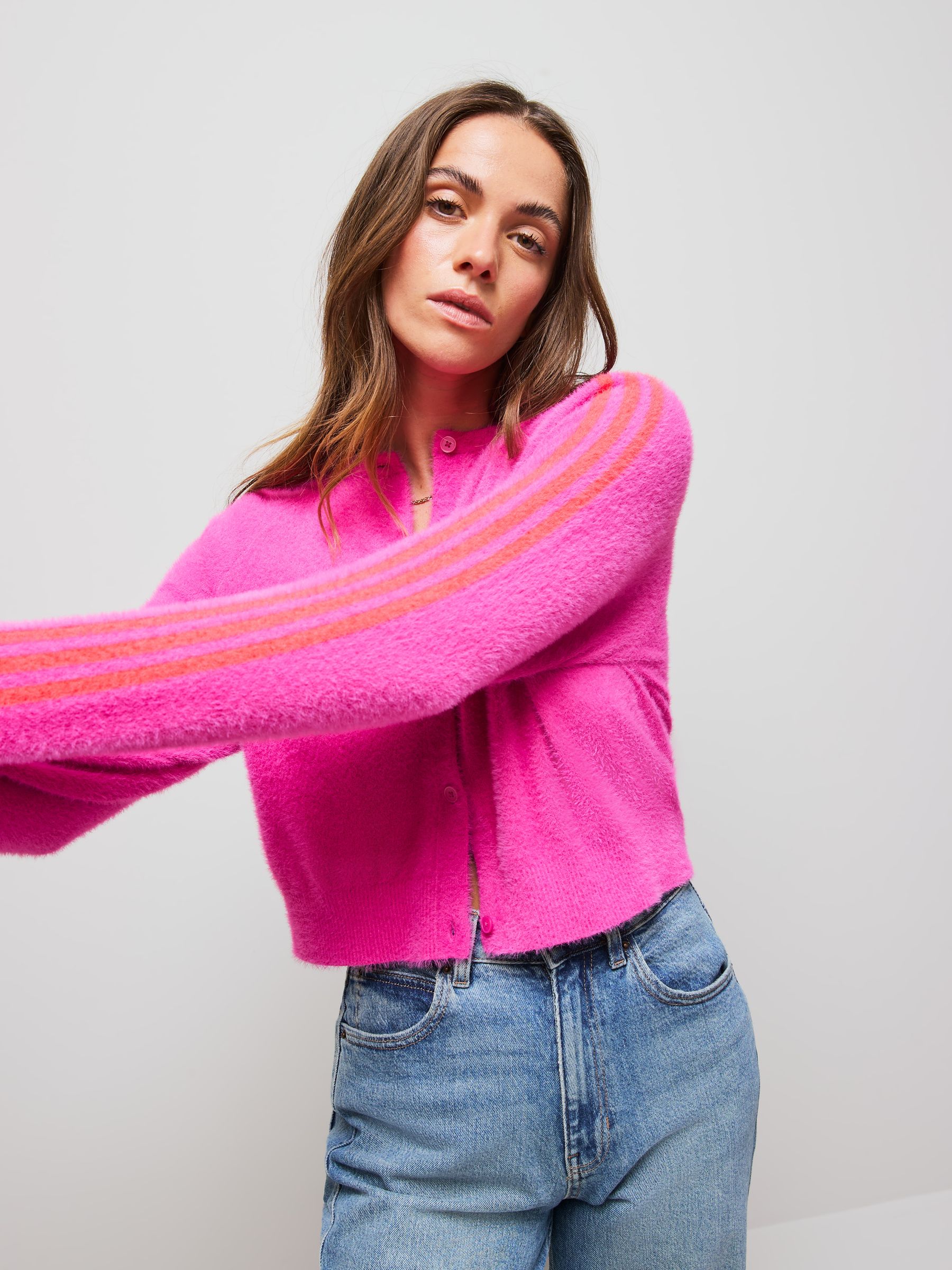 adidasモヘアニットカーディガンピンク adidas FLUFFY KNITTED CARDIGAN セミルシッドフクシャ（アディダス