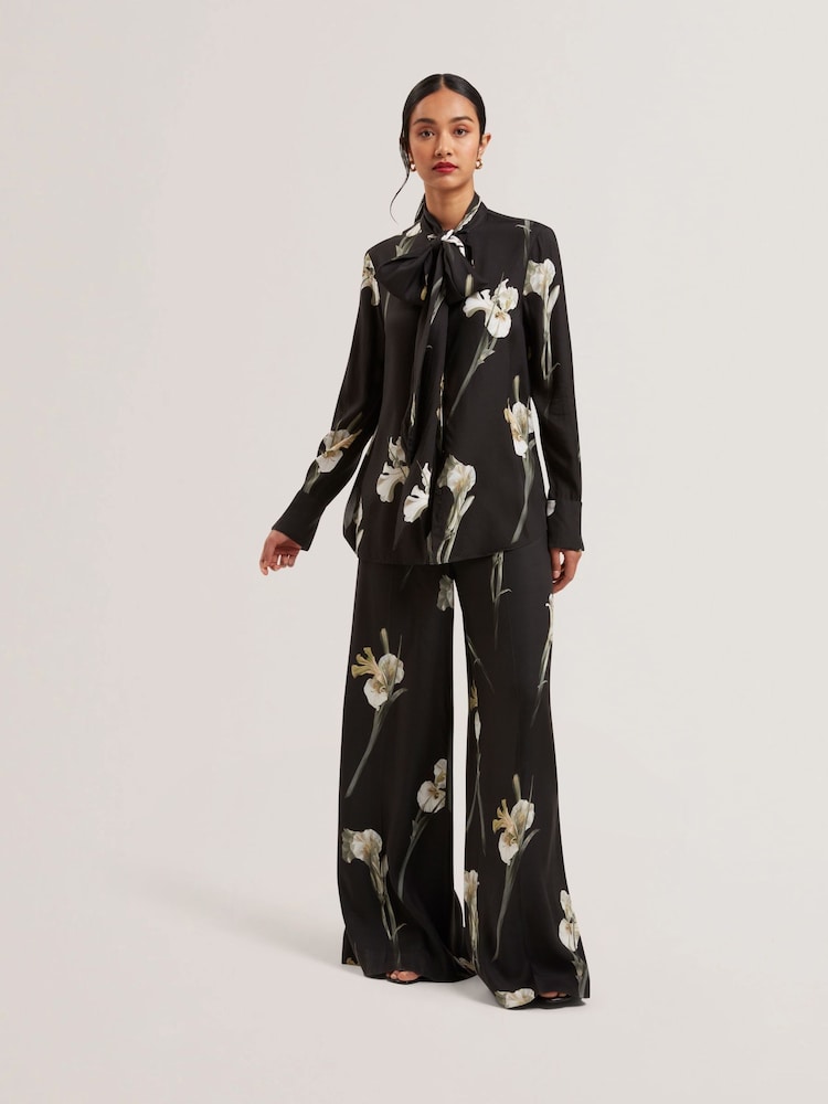 Ted Baker Zakiier-Printed Scarf Detail Long Sleeve Blouse - صورة 1 من 8