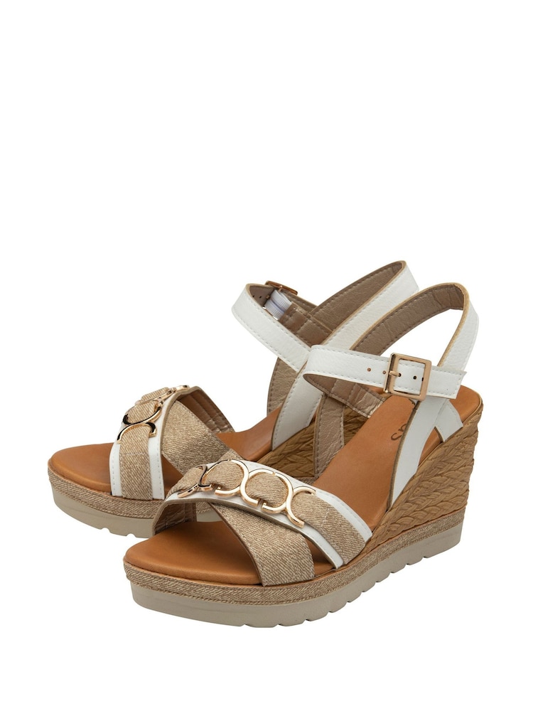Sandalias de cuña altas de Lotus - Imagen 2 de 4