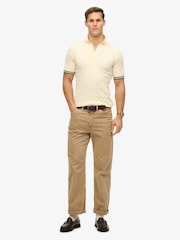 Кремовый - Superdry Knitted Texture Short Sleeve Relaxed Polo Shirt - Image 2 of 5