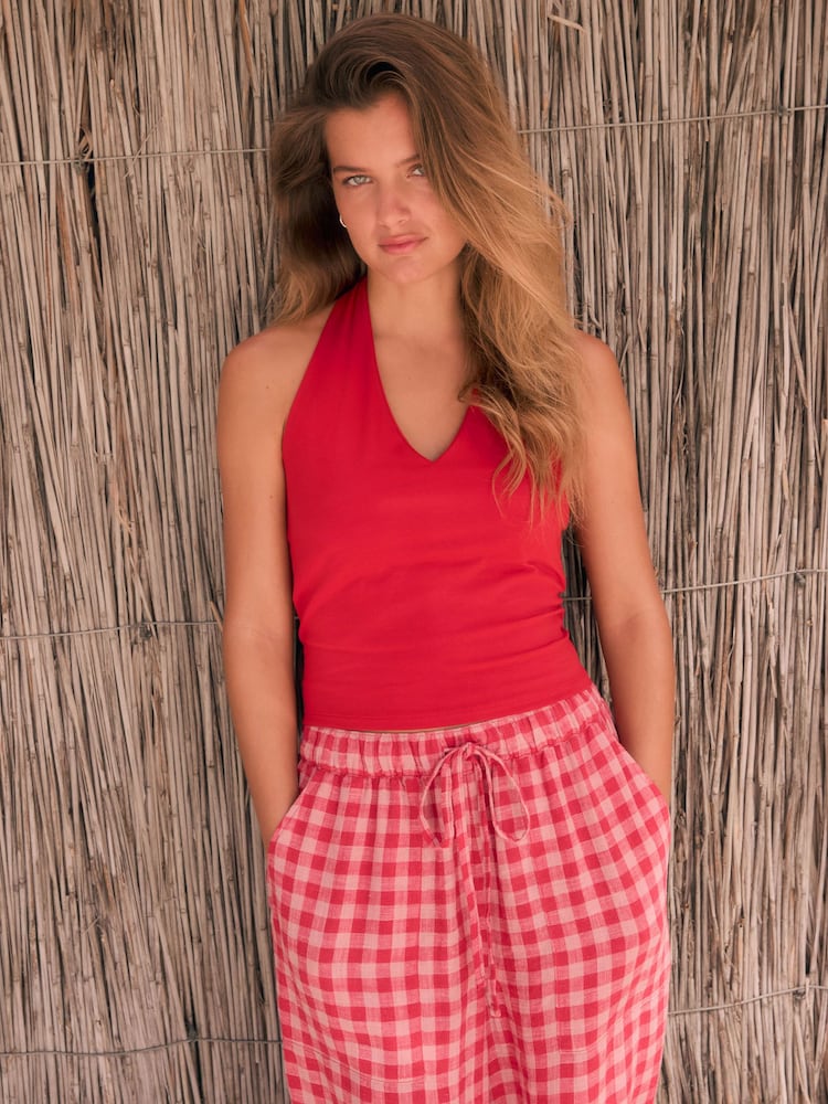 Red Halter Neck Vest - Image 2 of 7 Red Halter Neck Vest - Image 2 of 7
