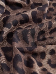 Animal Relaxed Boxy Elbow Length Crew Neck T-Shirt - Image 6 of 7