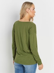 Verde - Pack de 2 camisetas de algodón 100 % con cuello en pico Sold de Long Tall Sally - Imagen 3 de 8