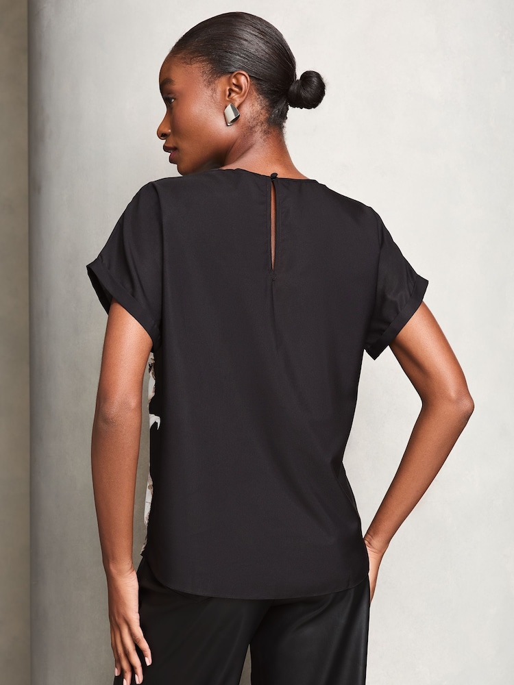 Lipsy Black Sequin Detail Printed T-Shirt - Image 4 of 4