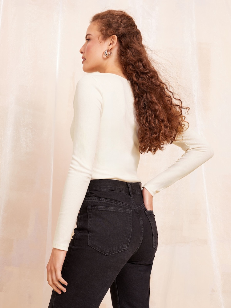 Friends Like These White Long Sleeve Scoop Neck Top - Image 8 of 8 Friends Like These White Long Sleeve Scoop Neck Top - Image 8 of 8