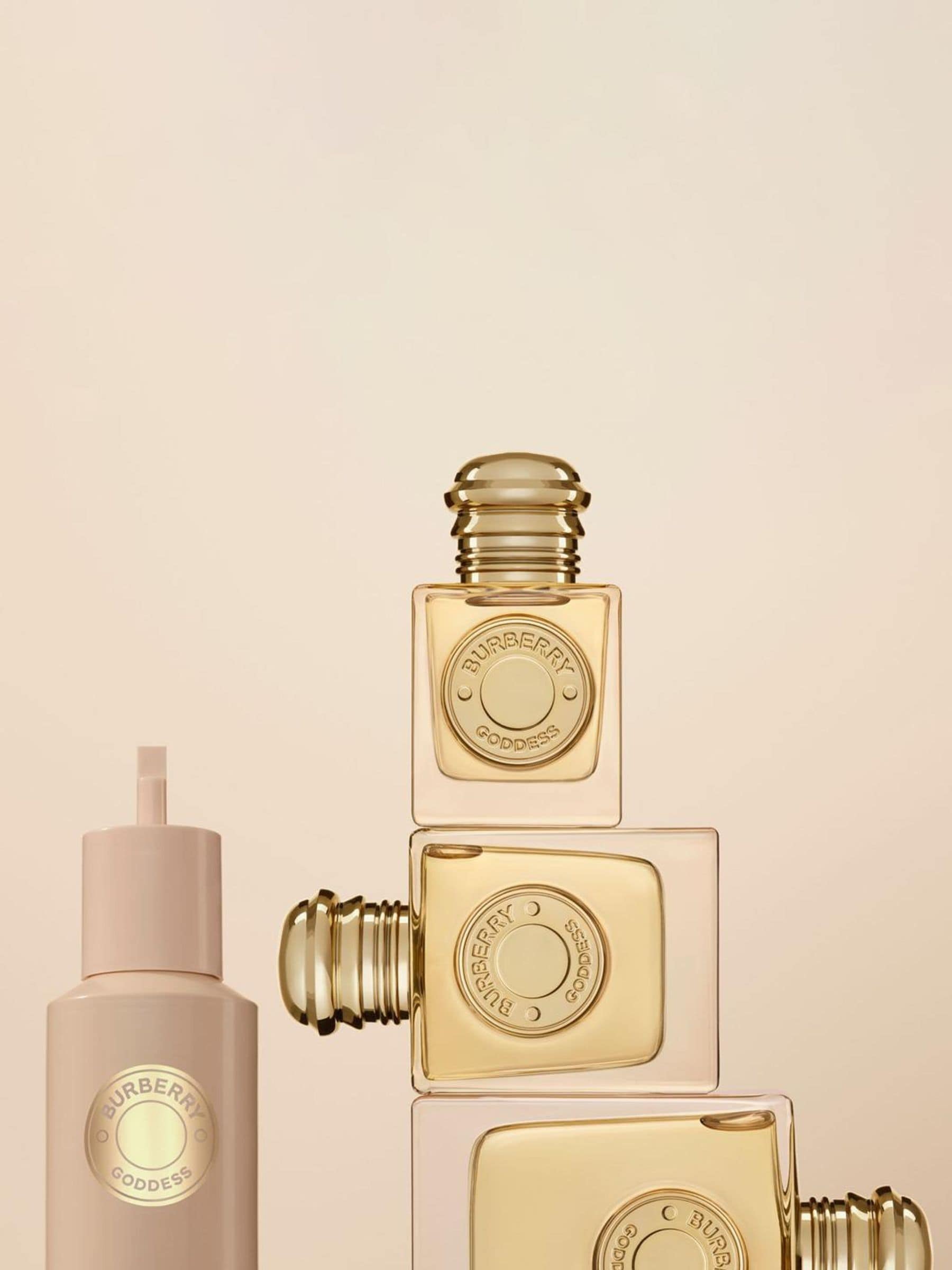 【新品、未開封】BURBERRY GODDESS パルファム 30ml Burberry Goddess Eau de Parfum Spray for Women, 3.4 oz, Vanilla