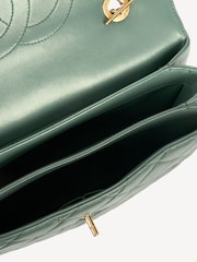 CHANEL Green Trendy CC Lambskin Leather Handbag - Image 8 of 10