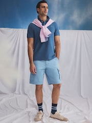 قميص بولو أنيق بتصميم كلاسيكي مصنوع من القطن 100% من Crew Clothing - صورة 3 من 8