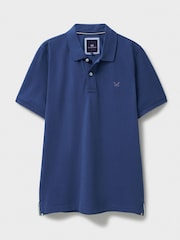 قميص بولو أنيق بتصميم كلاسيكي مصنوع من القطن 100% من Crew Clothing - صورة 8 من 8