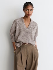 Reiss Neutral Nova Cashmere-Blend Bouclé V-Neck Jumper - Image 5 of 9