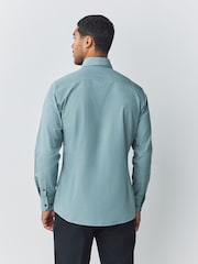 Verde espuma de mar - Corte slim - Camisa con diseño texturizado y ribeteado de fácil cuidado - Imagen 2 de 7