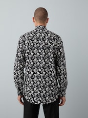 Black/White Floral Regular Fit Printed Long Sleeve Single Cuff Formal Shirt - Image 4 of 9