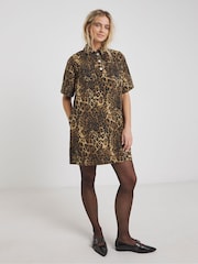 Simply Be Brown Leopard Print Boxy Short Denim Dress - Image 3 of 4