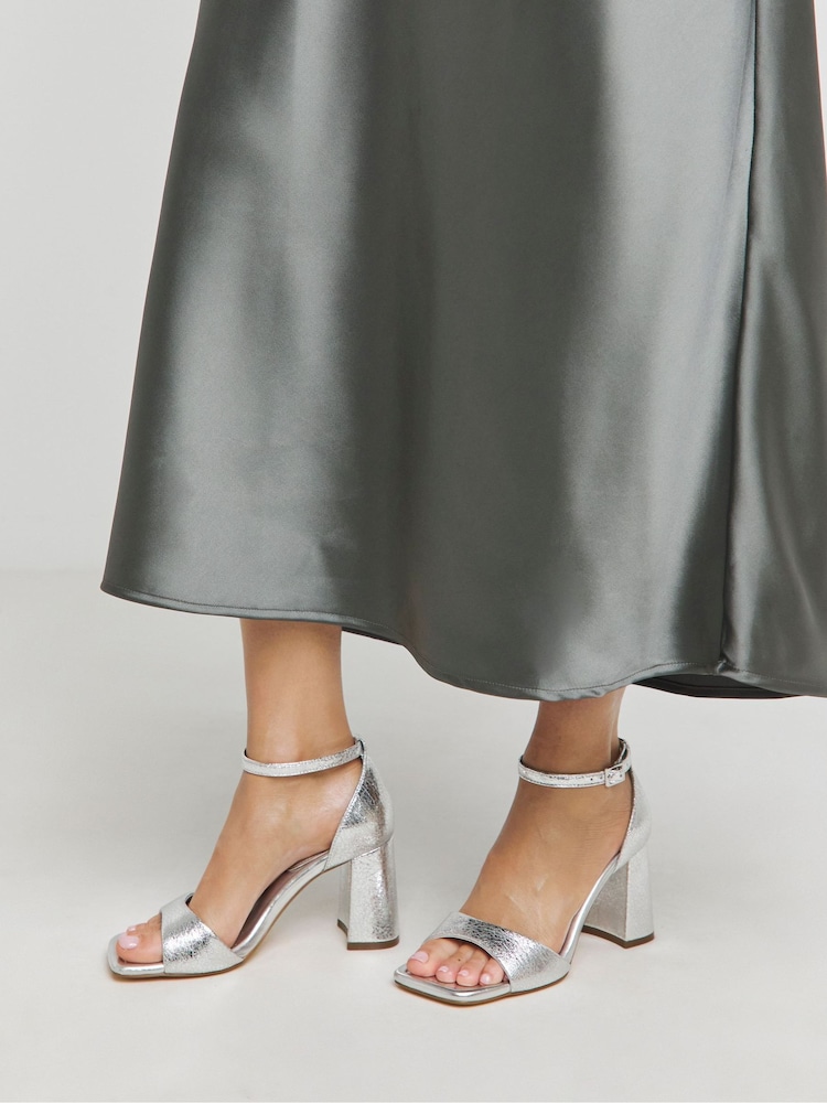 Simply Be Silver Barely There Block heel Sandals In Extra Wide Fit - Image 4 of 4