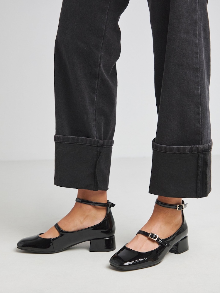 Simply Be Mary Jane Ankle Strap Block čevlji z visoko peto čevlji In širok kroj - Slika 1 iz 4 Simply Be Mary Jane Ankle Strap Block čevlji z visoko peto čevlji In širok kroj - Slika 1 iz 4