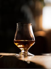 Nude Set of 2 Clear Islands Short Whisky Tasting Glasses - Image 1 of 3