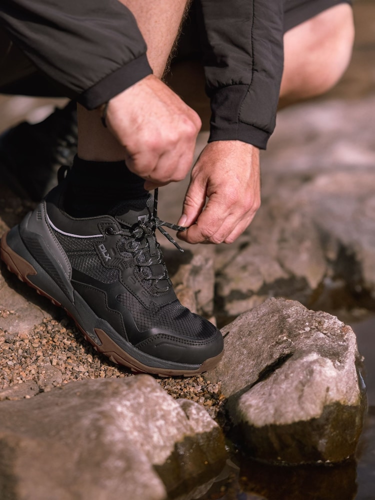 DLX Black Male Elias Black Trainers - Image 2 of 2