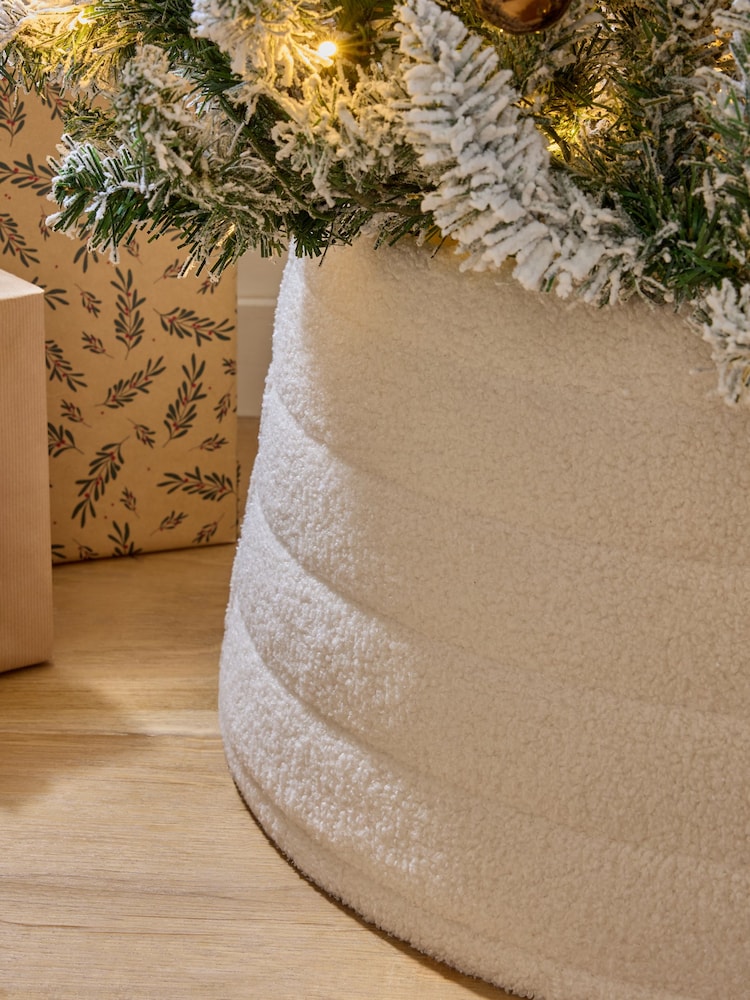 Cream Borg Tree Skirt - Image 2 of 4