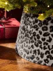 Grey Leopard Print Borg Christmas Tree Skirt - Image 2 of 4