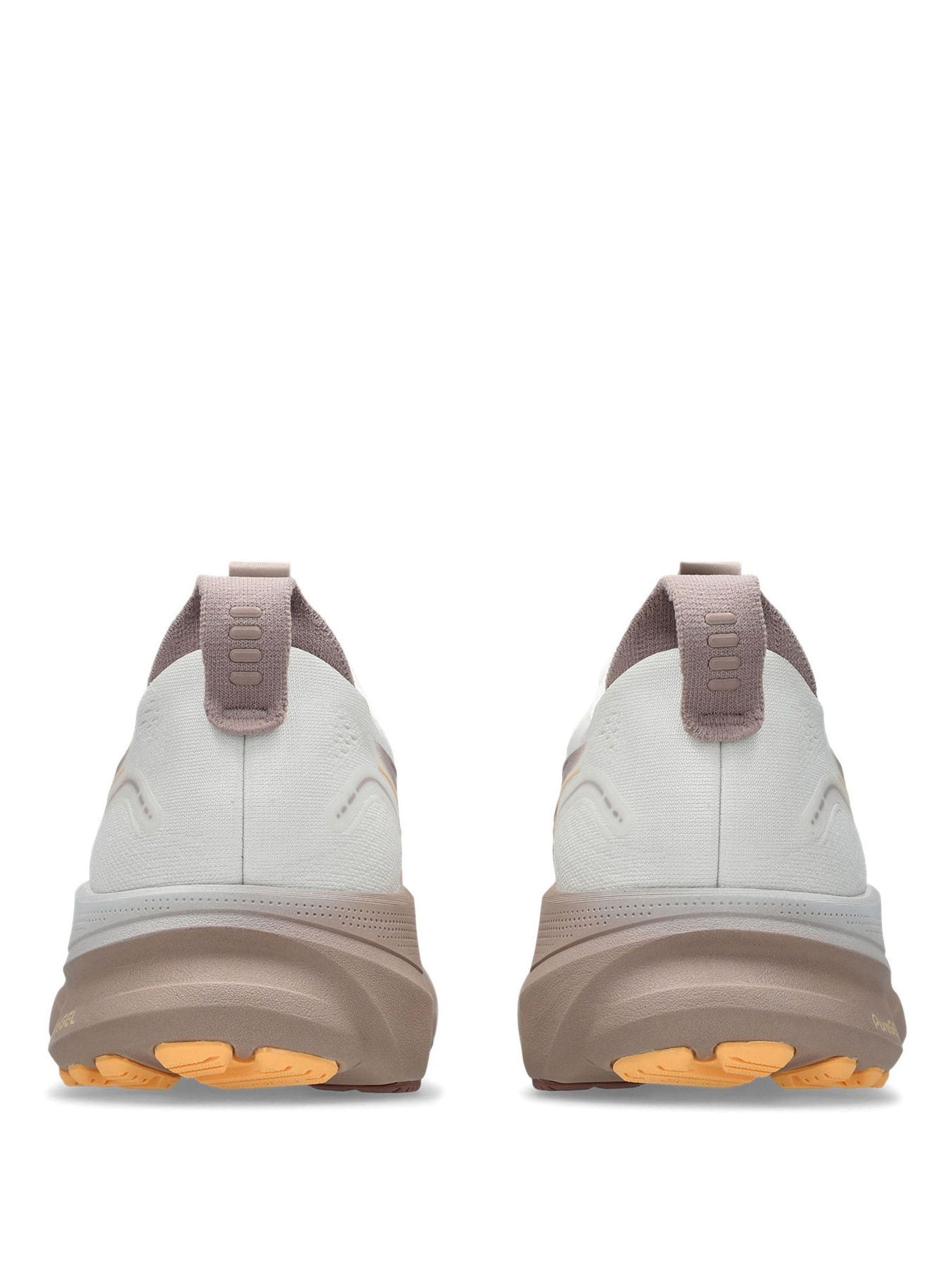 Next：日本 ナチュラル - ASICS Gel Kayano 32 ランニングシューズ