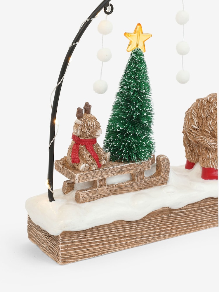 White/Green Light Up Hamish The Highland Cow Christmas Scene - Image 5 of 5