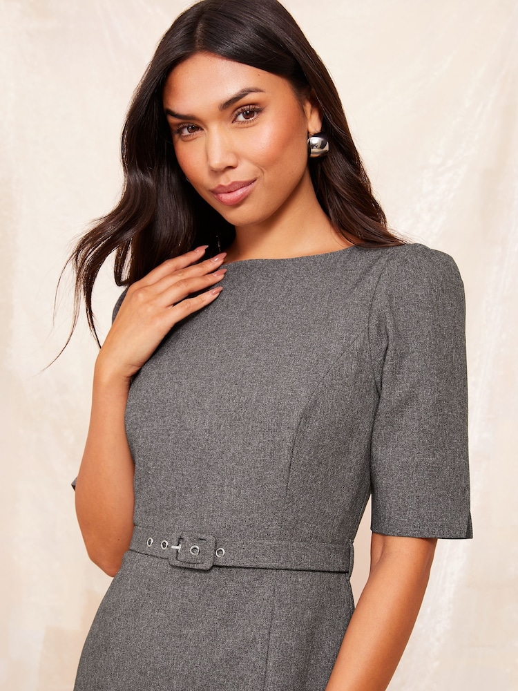 Friends Like These Green Boat Neck 3/4 Sleeve Tailored Dress - Image 4 of 4