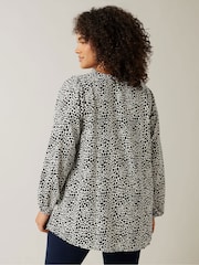 Evans Black/ White Pleated Swing Blouses - Image 4 of 5