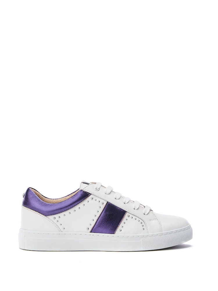 Moda in Pelle Bethel Stripe Panel Flat Sole Leather White Trainers - Image 1 of 4