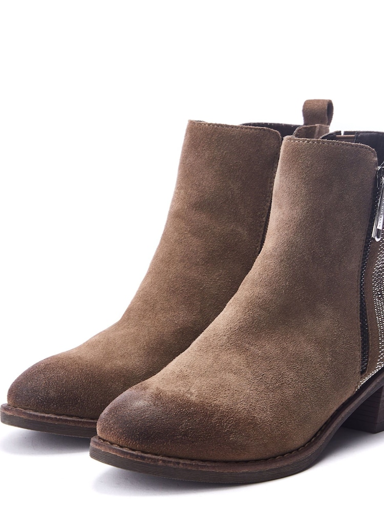 Moda in Pelle Oriane Glitz Back Casual Ankle Brown Boots - Image 2 of 4