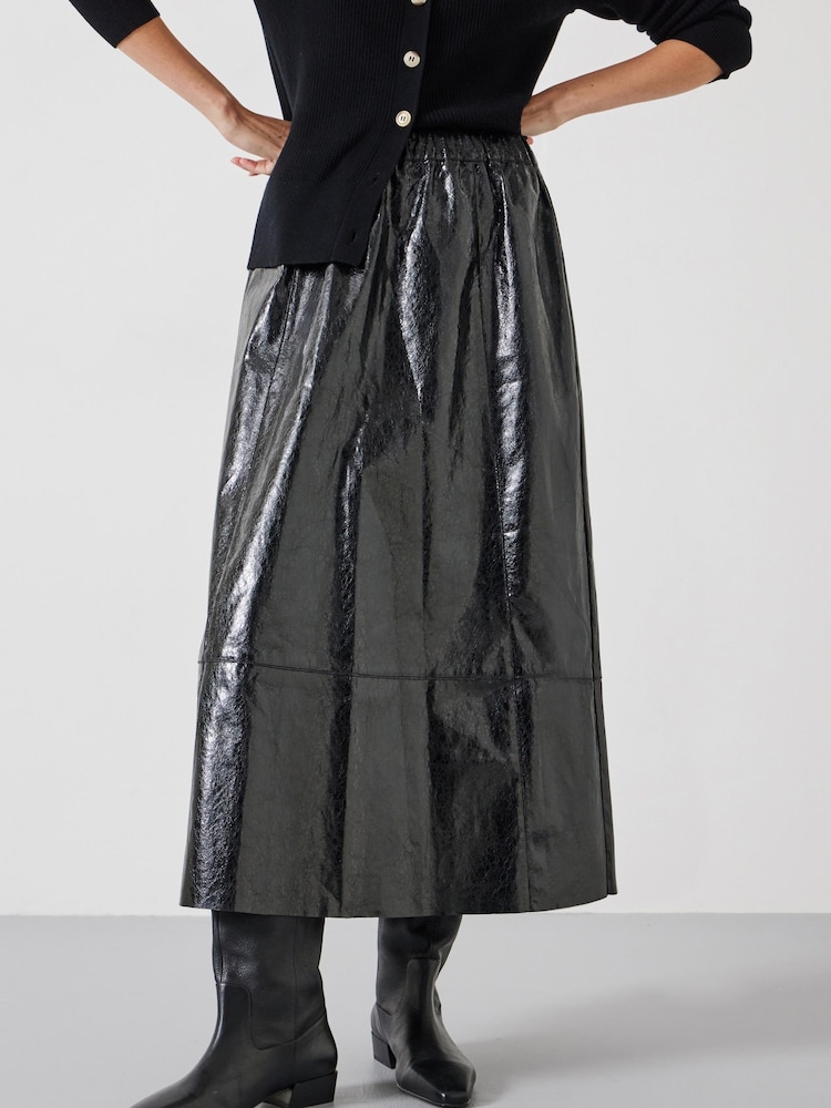 Hush Crackled Patent Skirt - Bild 1 von 5 Hush Crackled Patent Skirt - Bild 1 von 5