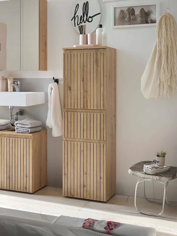 Julian Bowen Artisan Oak Austin 2 Door and 1 Drawer Narrow Cabinet - Image 1 of 12