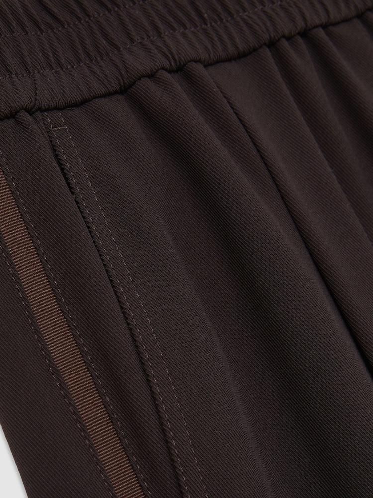 Reiss Chocolate Brown Remi Elasticated Side Stripe Wide Leg Trousers - Image 6 of 6