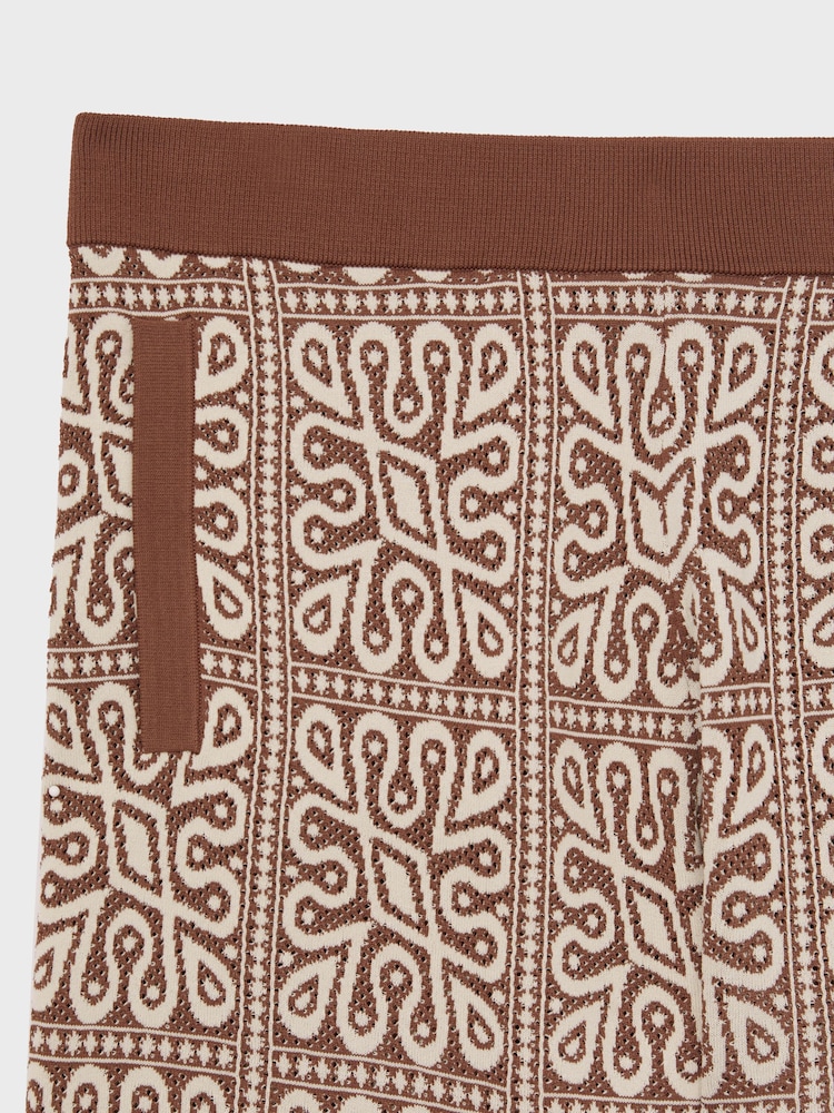 Reiss Brown/White Redhill Tile Pattern Knit Shorts - Image 6 of 6