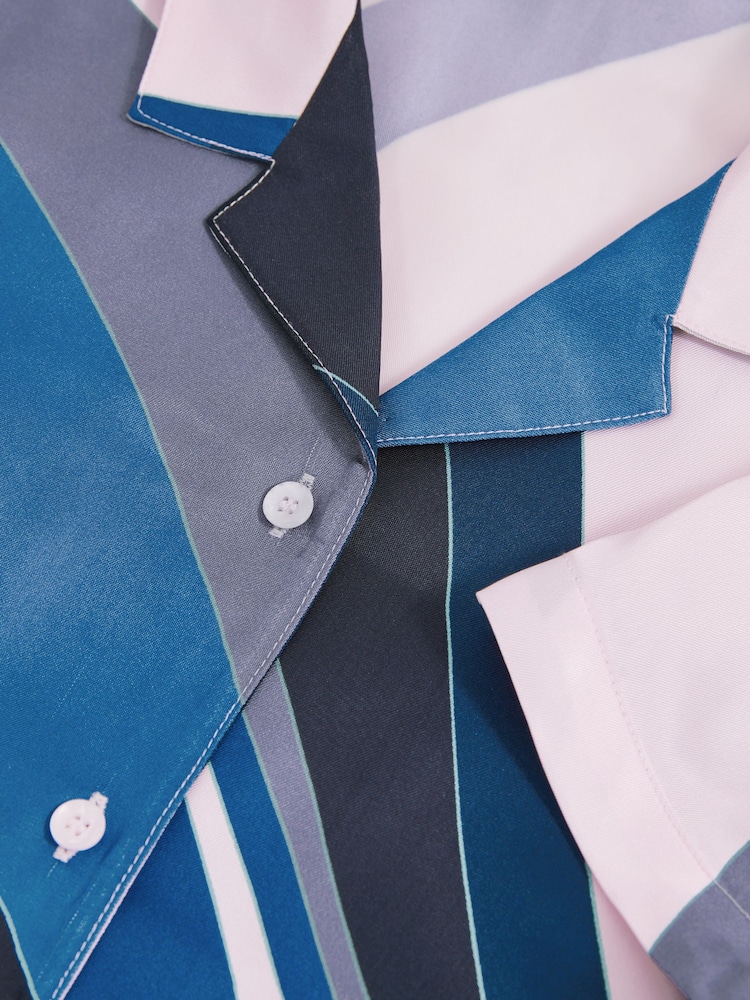 Reiss Blue Chrome Tommi Printed Cuban Collar Shirt - Image 3 of 3