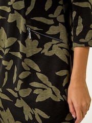 Roman Green Leaf Print Pocket Detail Shift Dress - Image 5 of 5