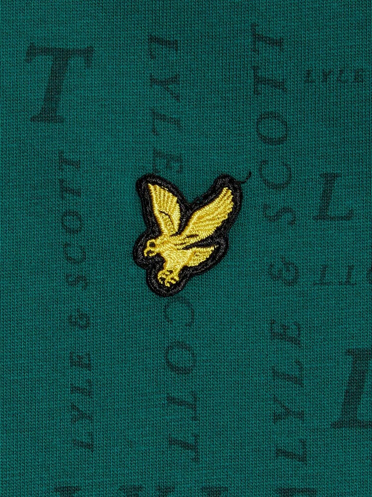 Lyle & Scott Green Printed 100% Cotton T-Shirt - Image 2 of 3