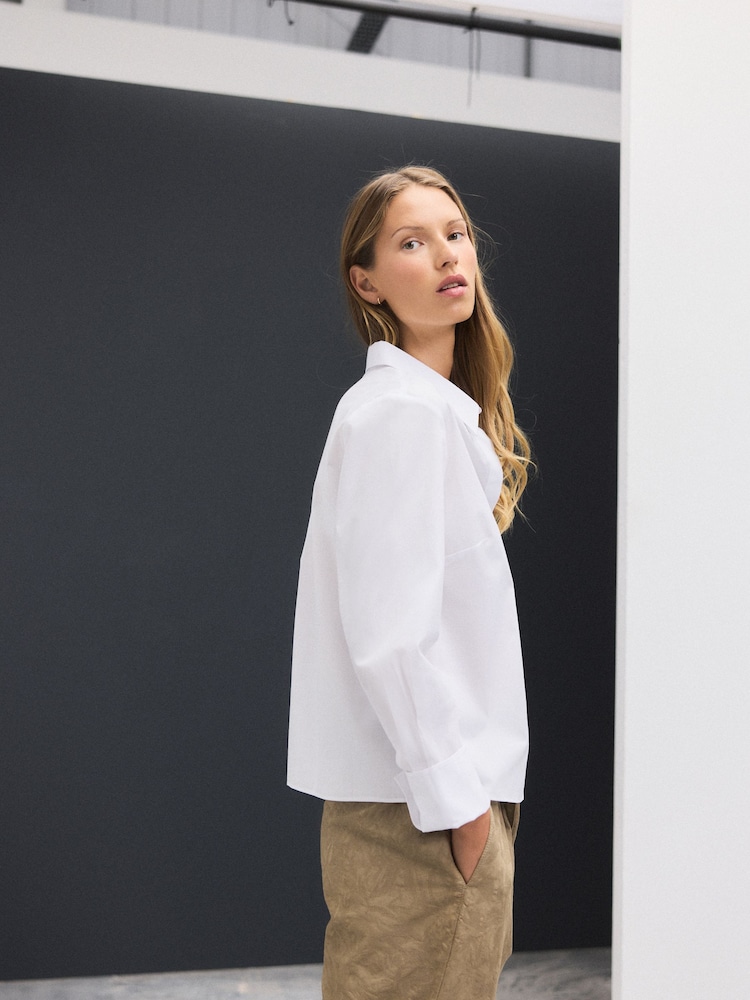 White Fitted Stretch Essential Long Sleeve Shirt - Image 2 of 8 White Fitted Stretch Essential Long Sleeve Shirt - Image 2 of 8