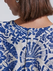 Blue/Cream Geo Print Short Sleeve Boxy T-Shirt with Linen - Image 5 of 8