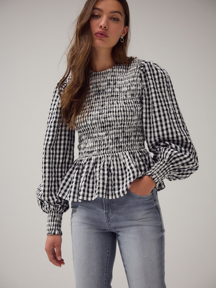 Guingão preto/branco - Smock Detail Long Sleeve Blouse - Imagem 1 de 8