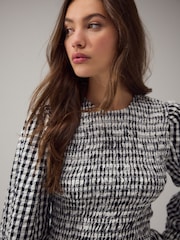 Guingão preto/branco - Smock Detail Long Sleeve Blouse - Imagem 4 de 8