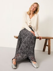 FatFace Paignton Graphite Grey Texture Floral Midi Skirt - Image 3 of 6