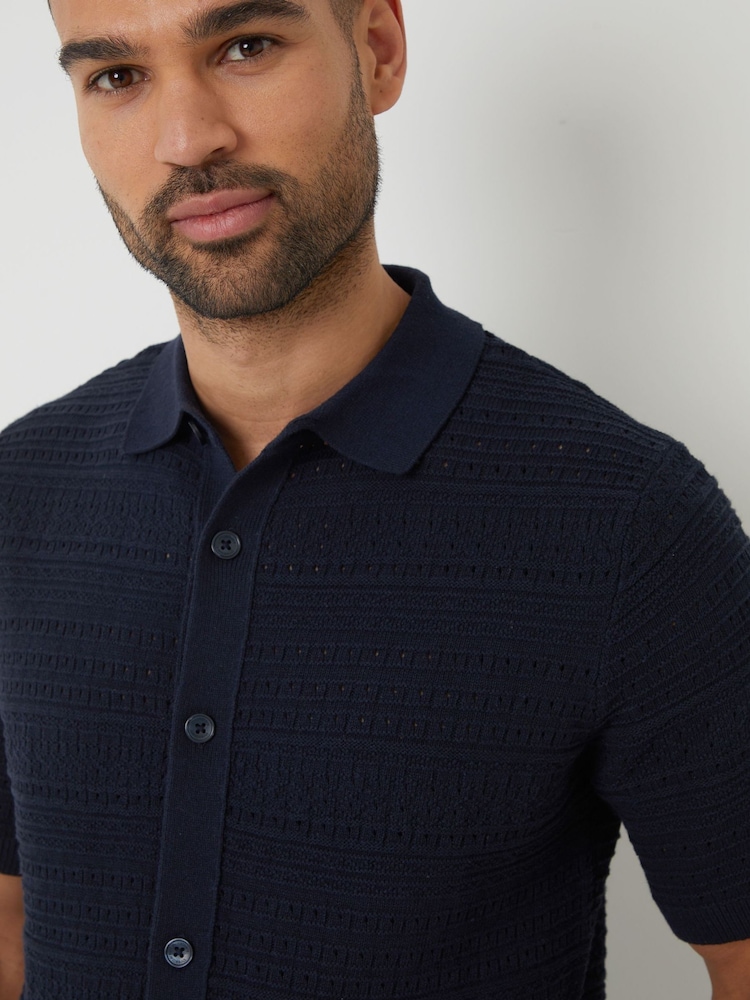 Marineblau - Threadbare Textured Knitted Button Through Polo Shirt - Bild 2 von 4