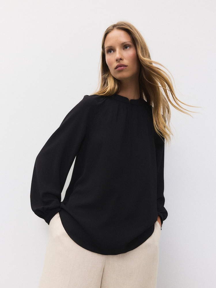 Negro - Print Long Sleeve V-Neck Blouse - Imagen 2 de 7 Negro - Print Long Sleeve V-Neck Blouse - Imagen 2 de 7